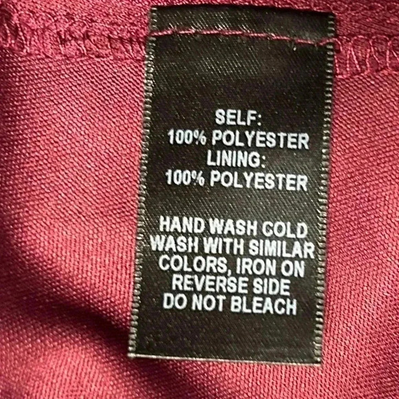 Lulu's Dress - Picture 6 of 7